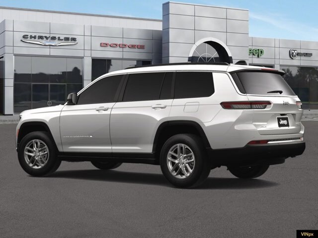 2025 Jeep Grand Cherokee Laredo photo 4