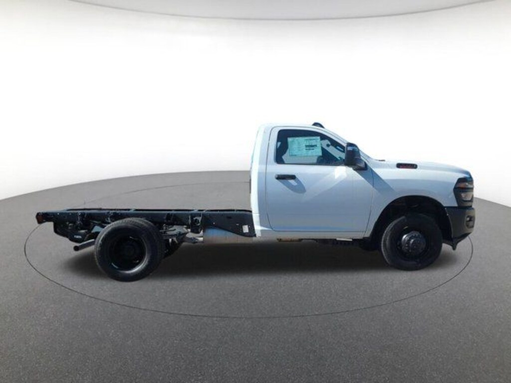 New 2026 Ram 3500 Chassis Cab Tradesman/Big Horn Pickup