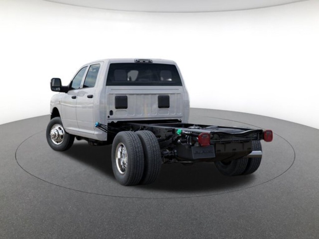 New 2026 Ram 3500 Chassis Cab Tradesman/Big Horn Pickup