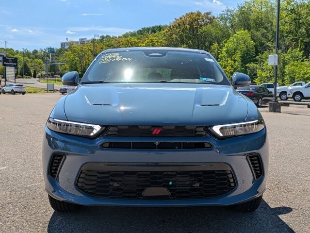 2024 Dodge Hornet R/T Plus photo 2