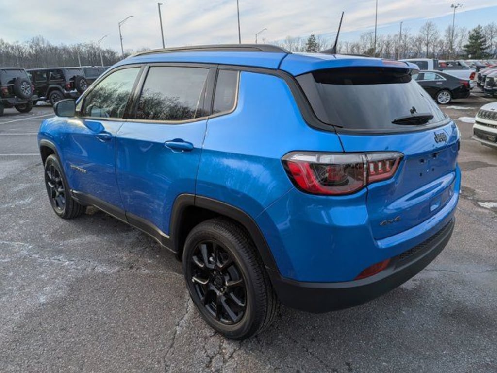 New 2026 Jeep Compass Latitude Sport Utility
