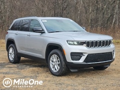 2025 Jeep Grand Cherokee Laredo Sport Utility
