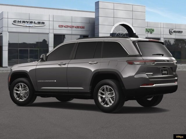 2025 Jeep Grand Cherokee Laredo photo 4