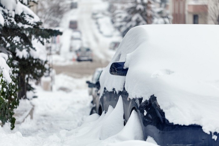 Car_Covered_With_Snow.jpg