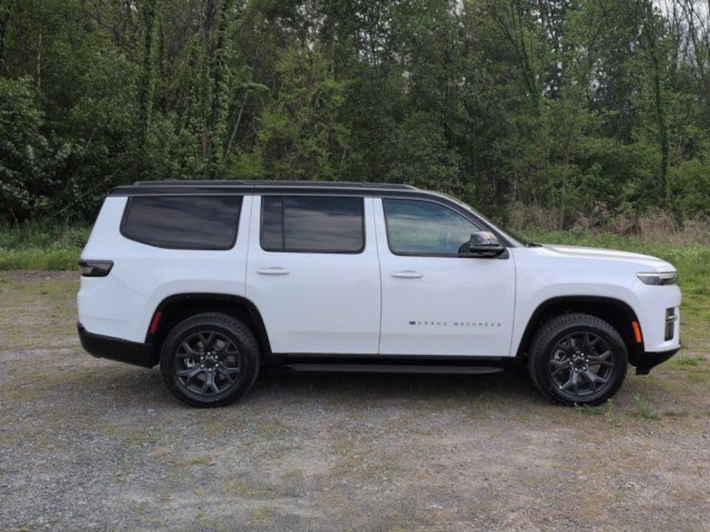 New 2026 Jeep Grand Wagoneer Base Sport Utility