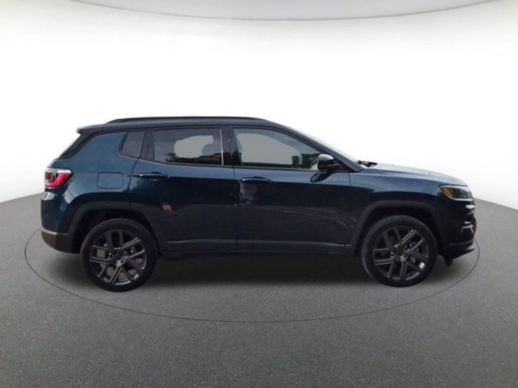 New 2026 Jeep Compass Limited Sport Utility