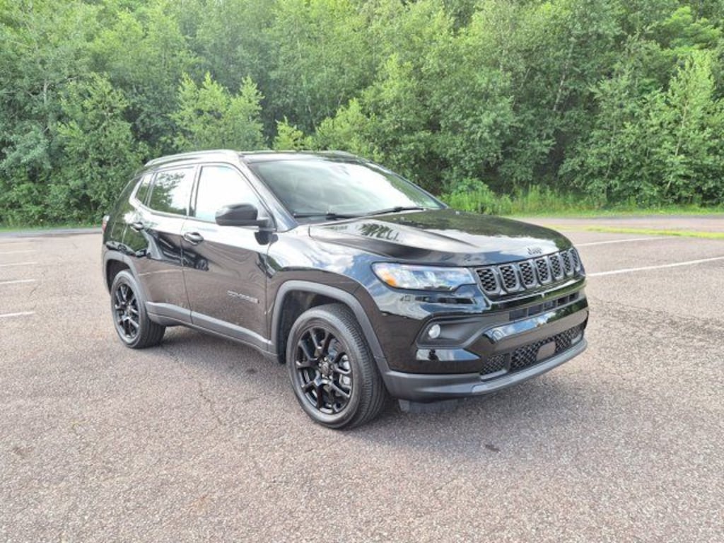 New 2026 Jeep Compass Latitude Sport Utility