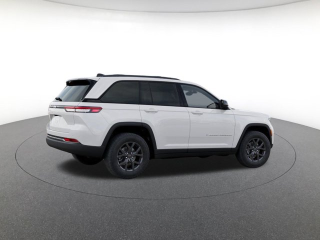 New 2027 Jeep Grand Cherokee Laredo Sport Utility