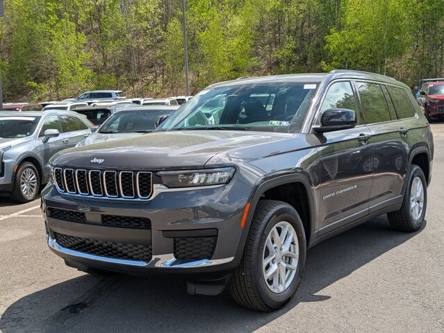 2025 Jeep Grand Cherokee L photo 3
