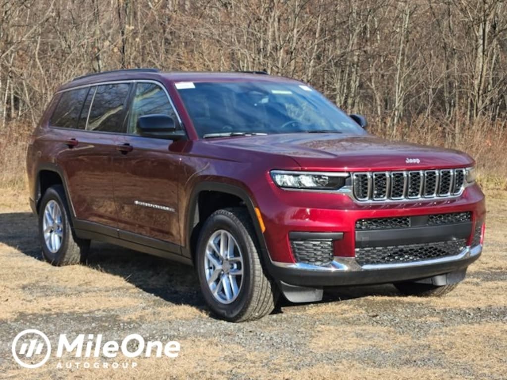 New 2025 Jeep Grand Cherokee L Laredo Sport Utility
