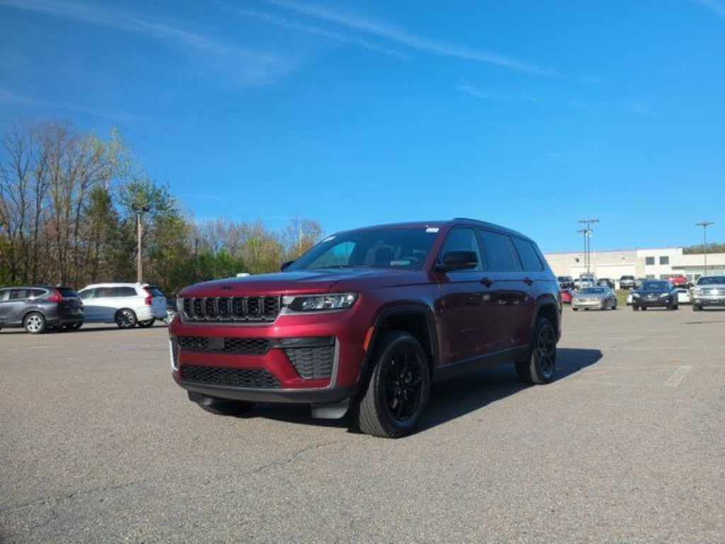 New 2026 Jeep Grand Cherokee L Laredo Sport Utility