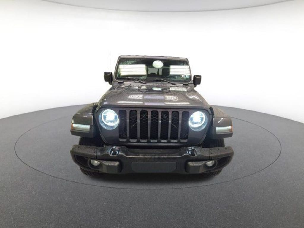 Used 2021 Jeep Gladiator Sport Truck Crew Cab