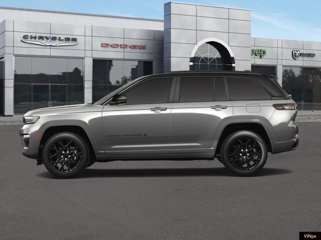 2025 Jeep Grand Cherokee Summit photo 3
