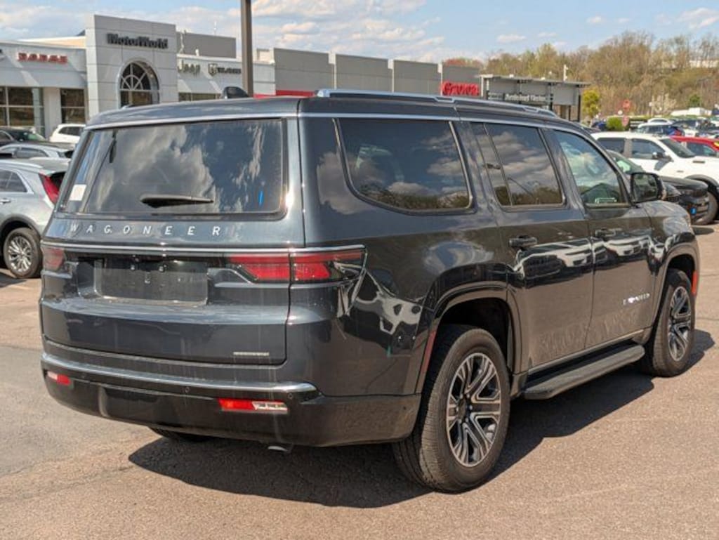 New 2024 Jeep Wagoneer Series II Sport Utility