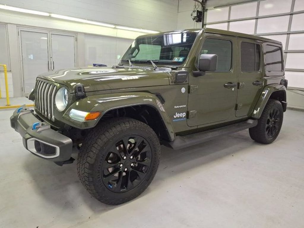Used 2023 Jeep Wrangler 4xe Sahara SUV