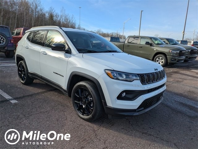 2026 Jeep Compass Altitude's photo