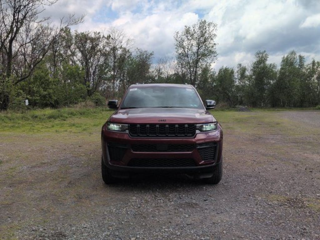 New 2026 Jeep Grand Cherokee L Laredo Sport Utility