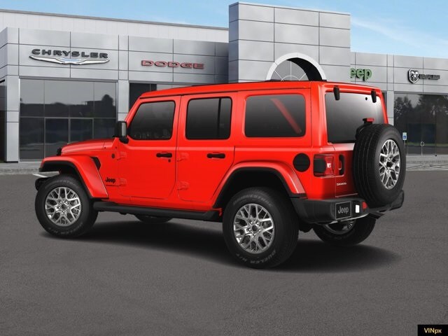 2025 Jeep Wrangler Sahara photo 4