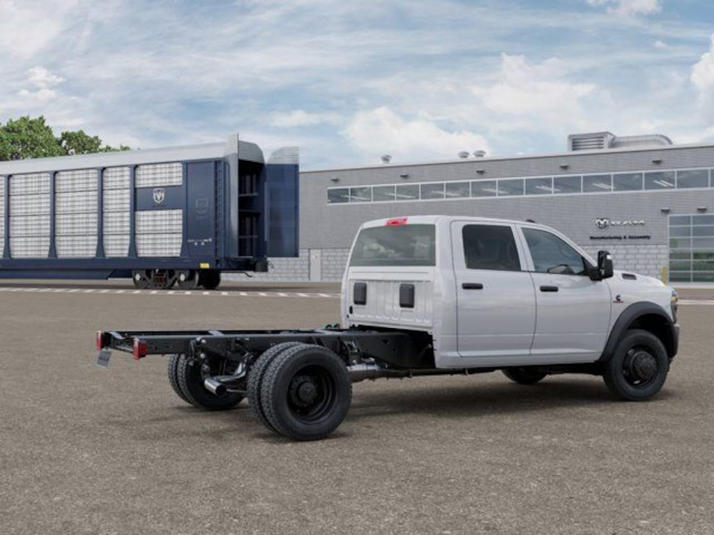 New 2026 Ram 4500 Chassis Cab Tradesman/Big Horn Pickup