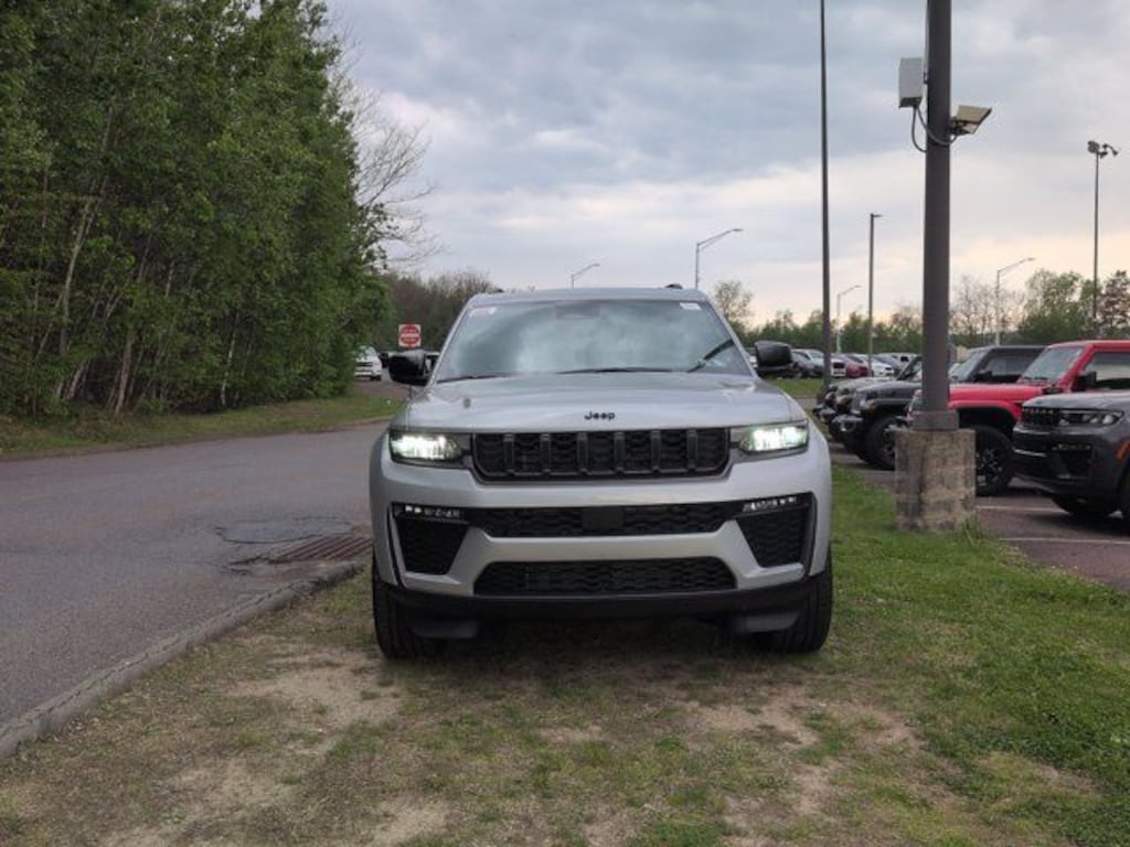 New 2026 Jeep Grand Cherokee L Limited Sport Utility