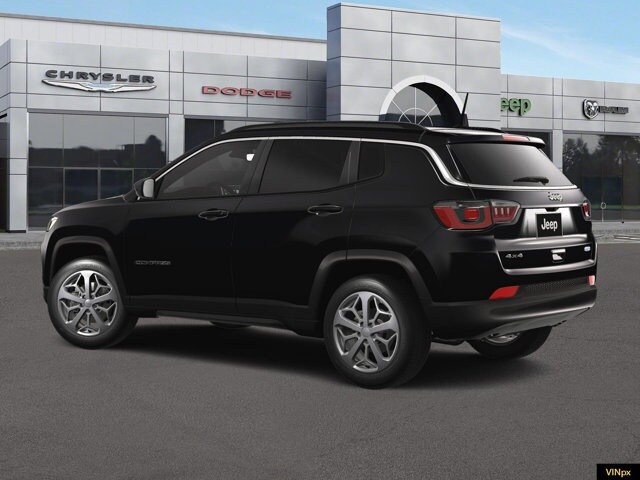 2024 Jeep Compass Latitude Lux photo 4