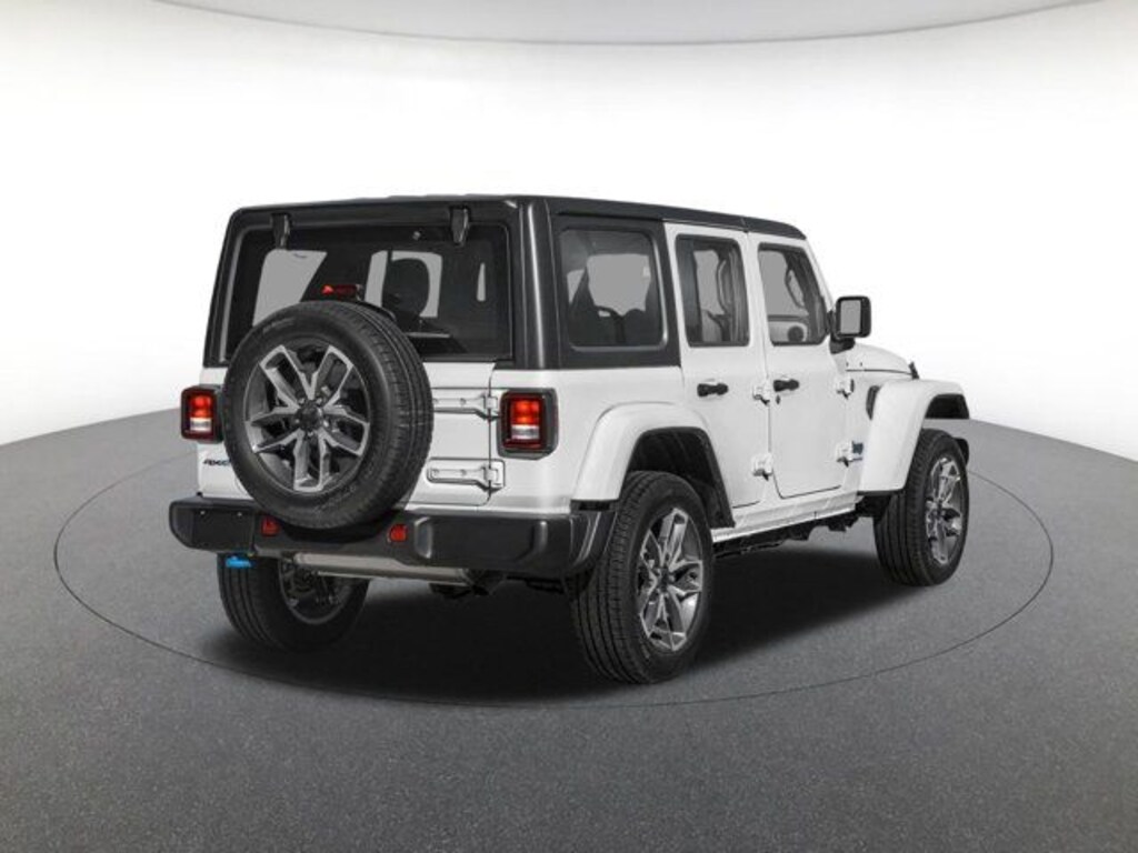 Used 2024 Jeep Wrangler 4xe Sahara SUV
