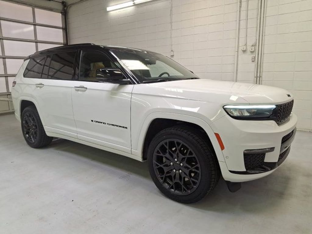 Used 2024 Jeep Grand Cherokee L Summit SUV