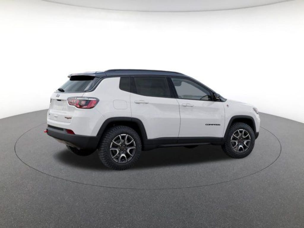 New 2026 Jeep Compass Trailhawk Sport Utility