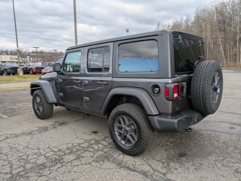 New 2026 Jeep Wrangler Sport Sport Utility