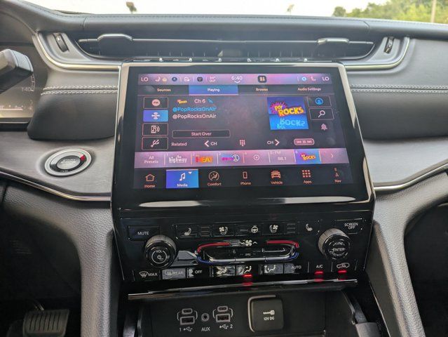 2025 Jeep Grand Cherokee L Overland - Photo 16