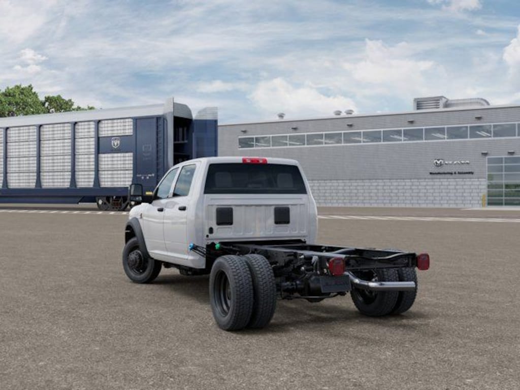 New 2026 Ram 4500 Chassis Cab Tradesman/Big Horn Pickup