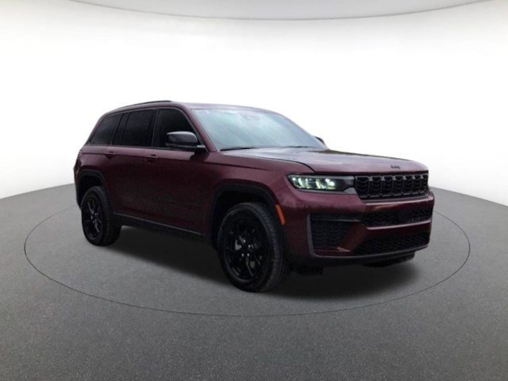 New 2026 Jeep Grand Cherokee Laredo Sport Utility