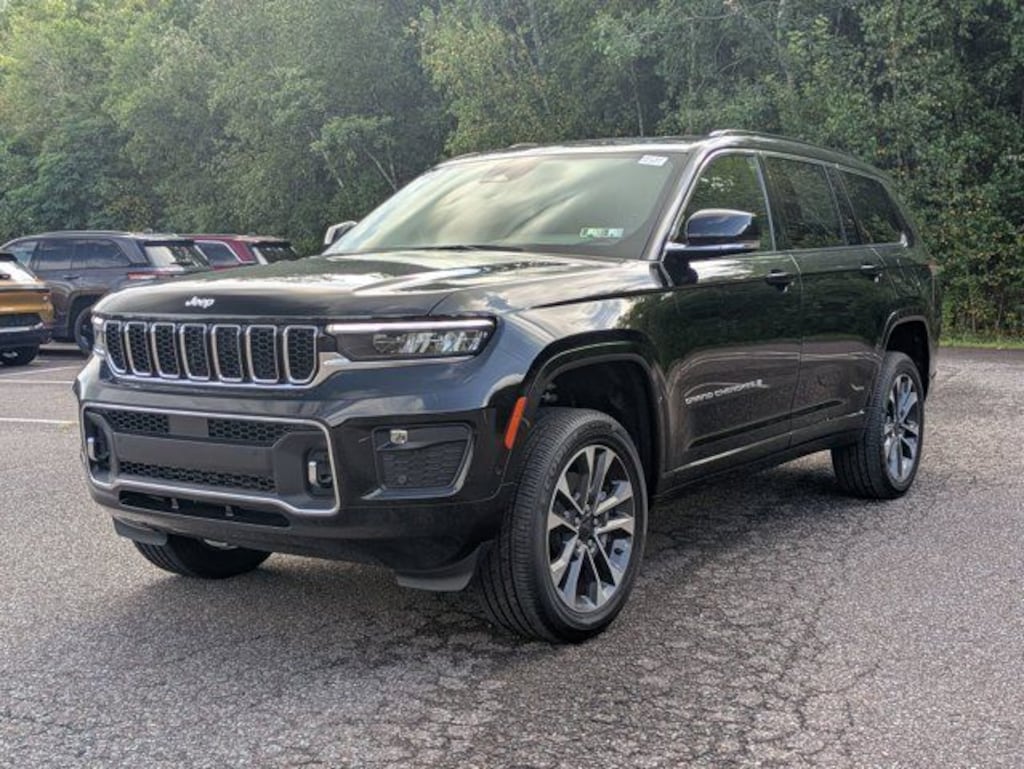 New 2025 Jeep Grand Cherokee L Overland Sport Utility