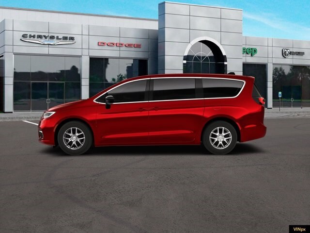 2026 Chrysler Pacifica photo 3