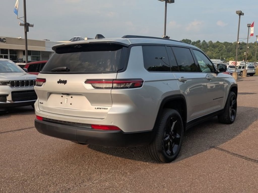New 2025 Jeep Grand Cherokee L Limited Sport Utility