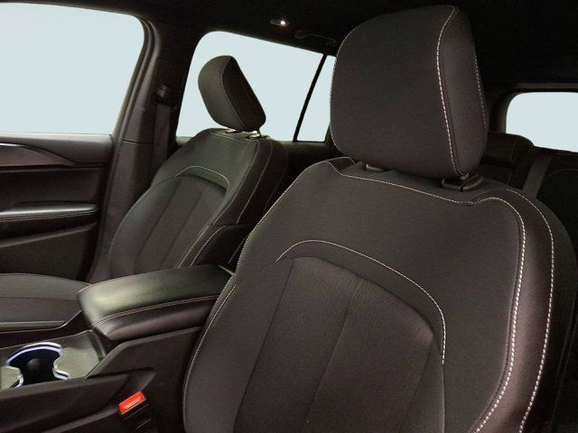 2025 Jeep Grand Cherokee Laredo - Photo 21