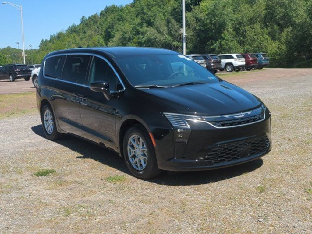 New 2027 Chrysler Pacifica Select Passenger Van