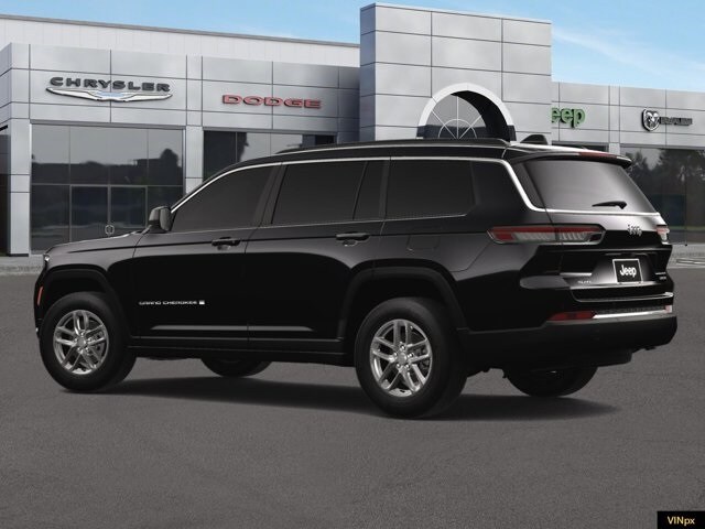 2025 Jeep Grand Cherokee Laredo photo 4