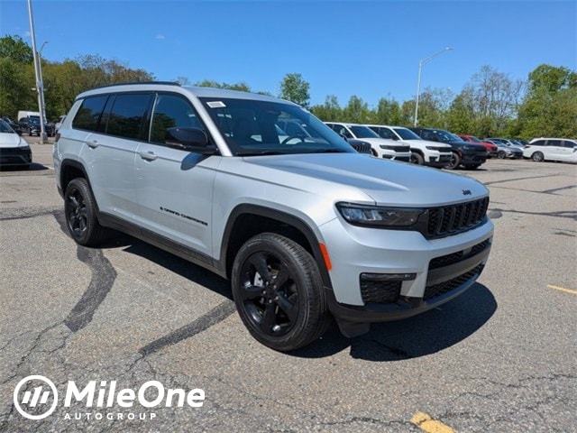2025 Jeep Grand Cherokee L Limited's photo