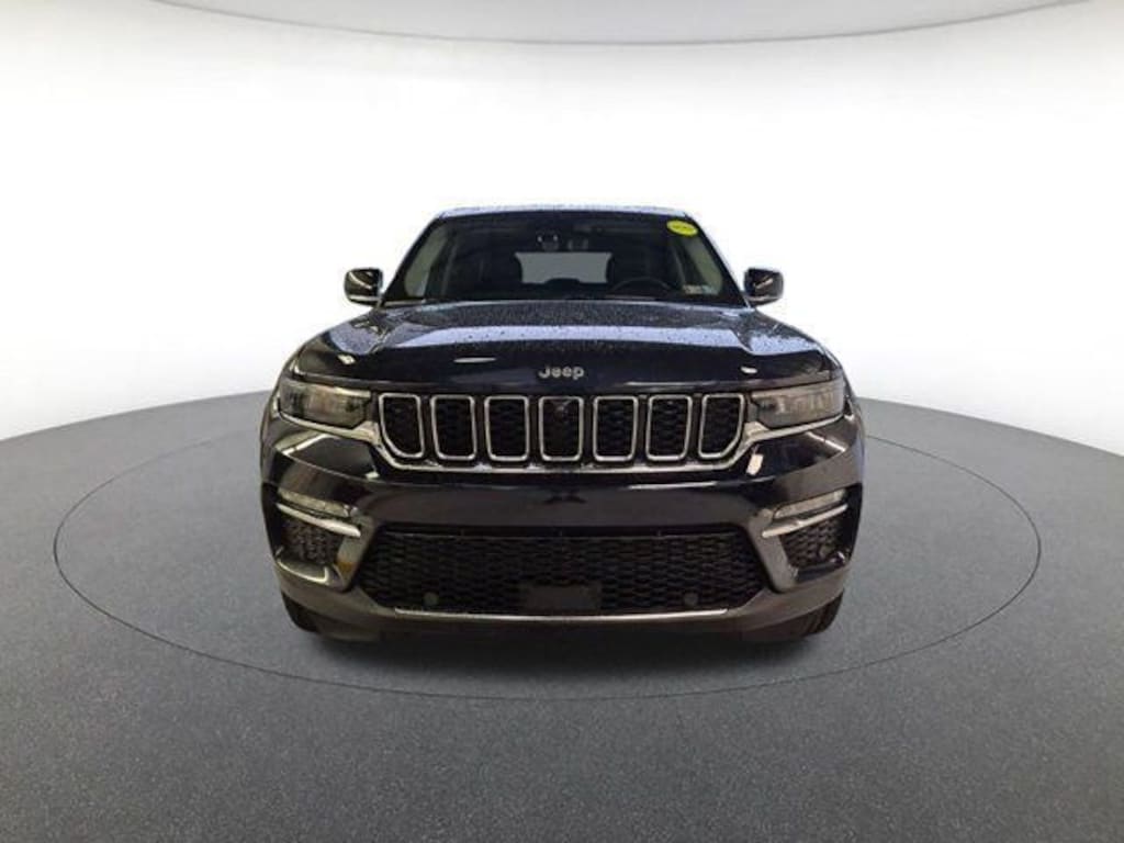 Used 2023 Jeep Grand Cherokee Limited SUV
