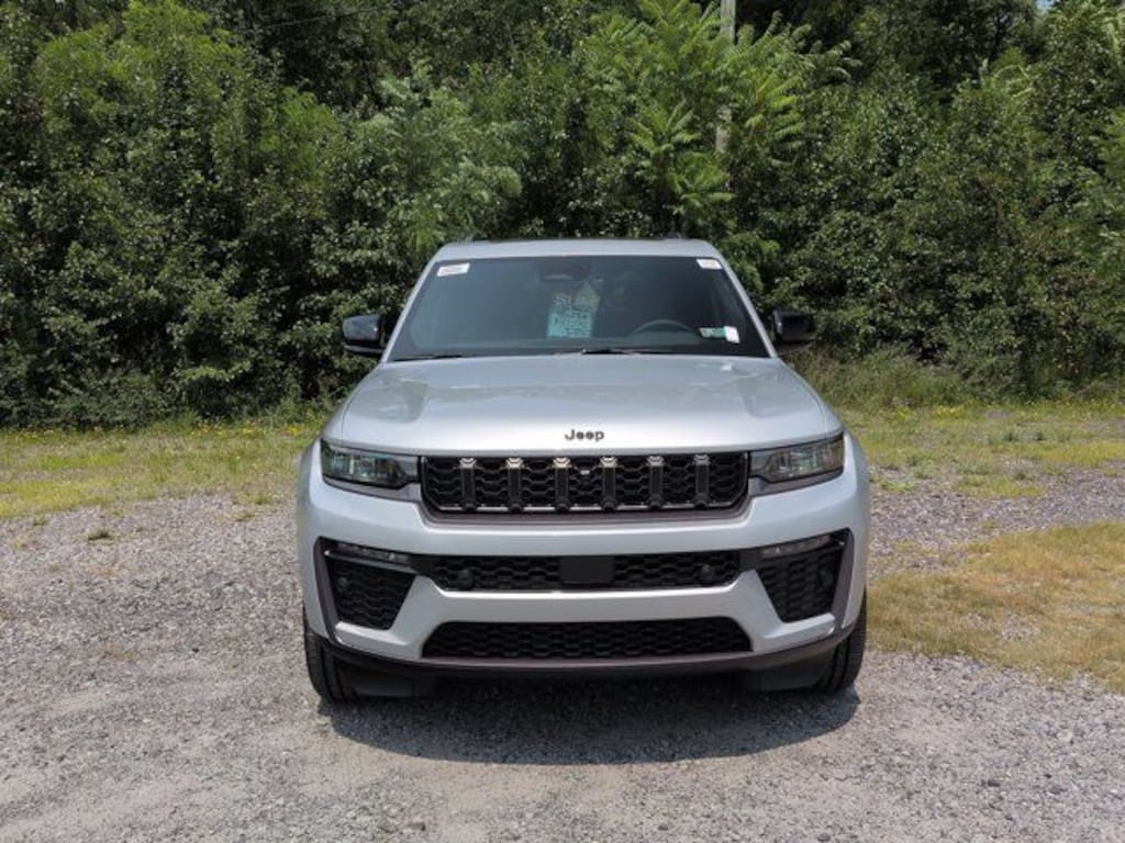 New 2026 Jeep Grand Cherokee Limited Sport Utility