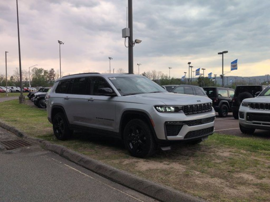 New 2026 Jeep Grand Cherokee L Limited Sport Utility