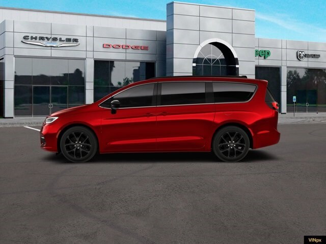 2026 Chrysler Pacifica photo 3