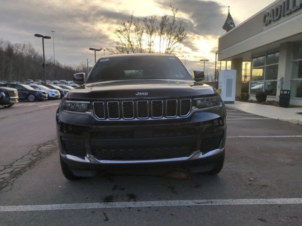 New 2026 Jeep Grand Cherokee L Laredo Sport Utility