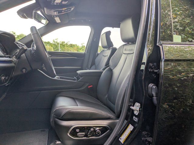 2025 Jeep Grand Cherokee L Overland - Photo 14