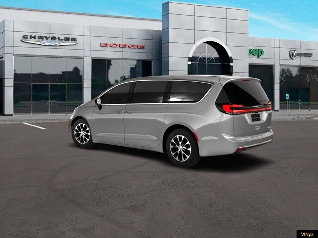2026 Chrysler Pacifica Limited photo 4
