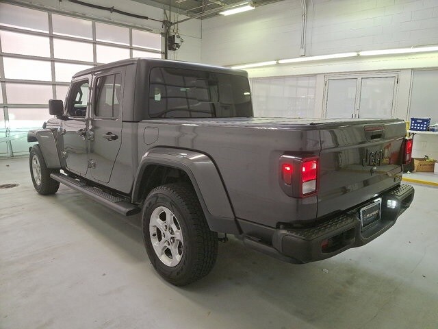 2021 Jeep Gladiator Sport photo 4