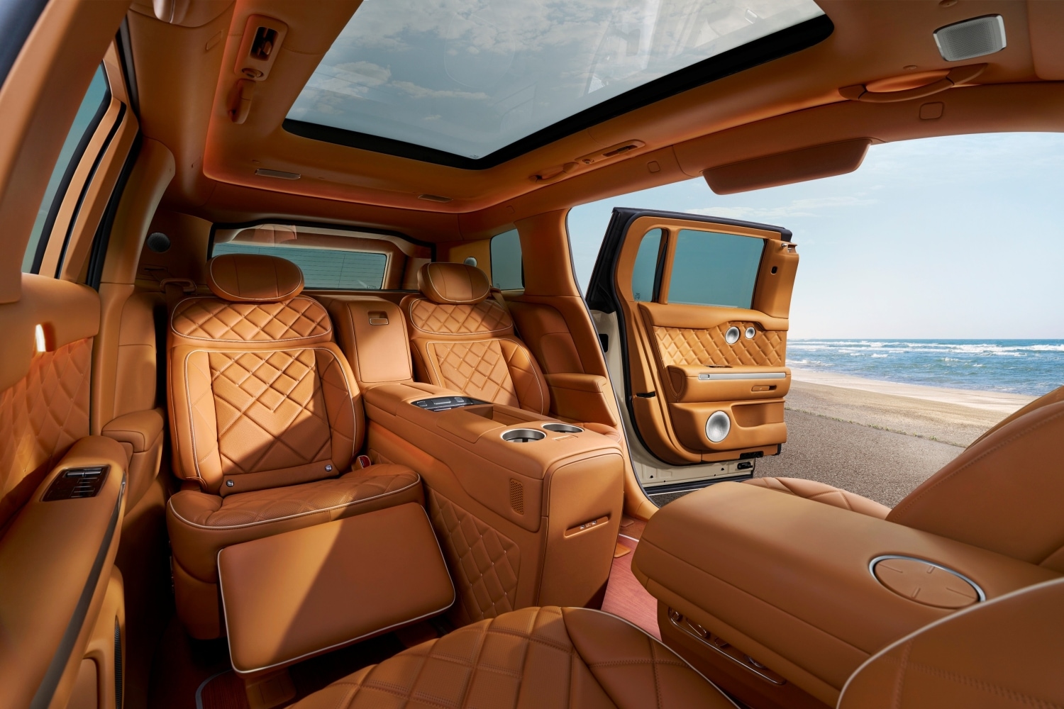 2028%20Genesis%20GV90-neolun-interior.jpg