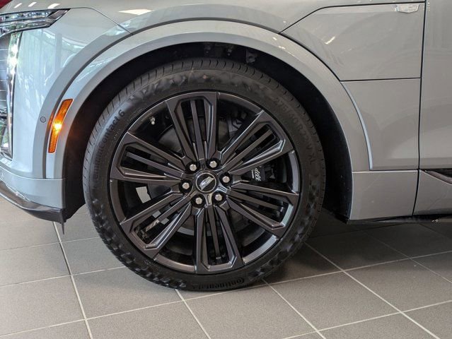 2026 Cadillac LYRIQ V Premium - Photo 8
