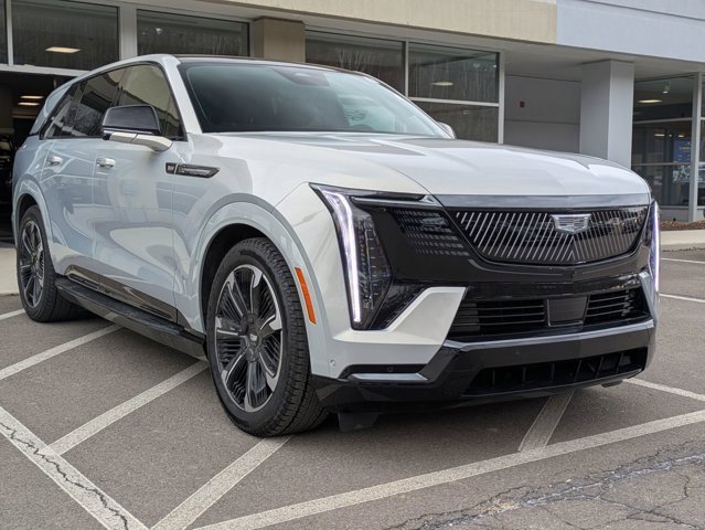 2025 Cadillac Escalade IQ Sport 2's photo